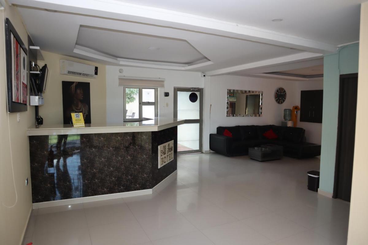Hotel Ali Jose - Housity