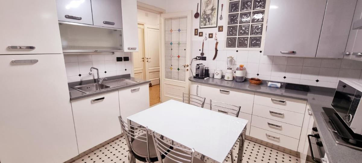 Porta Pila Brignole Apartment - Housity
