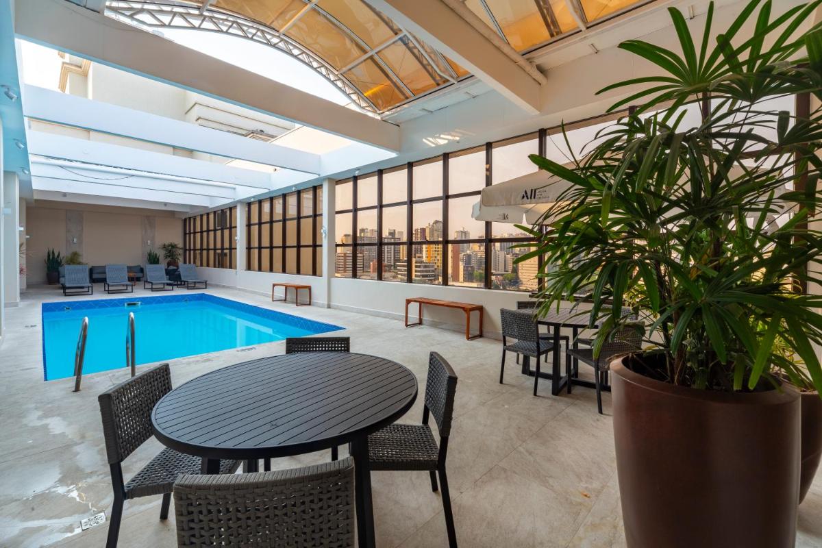 Mercure Curitiba Golden - Hizvo