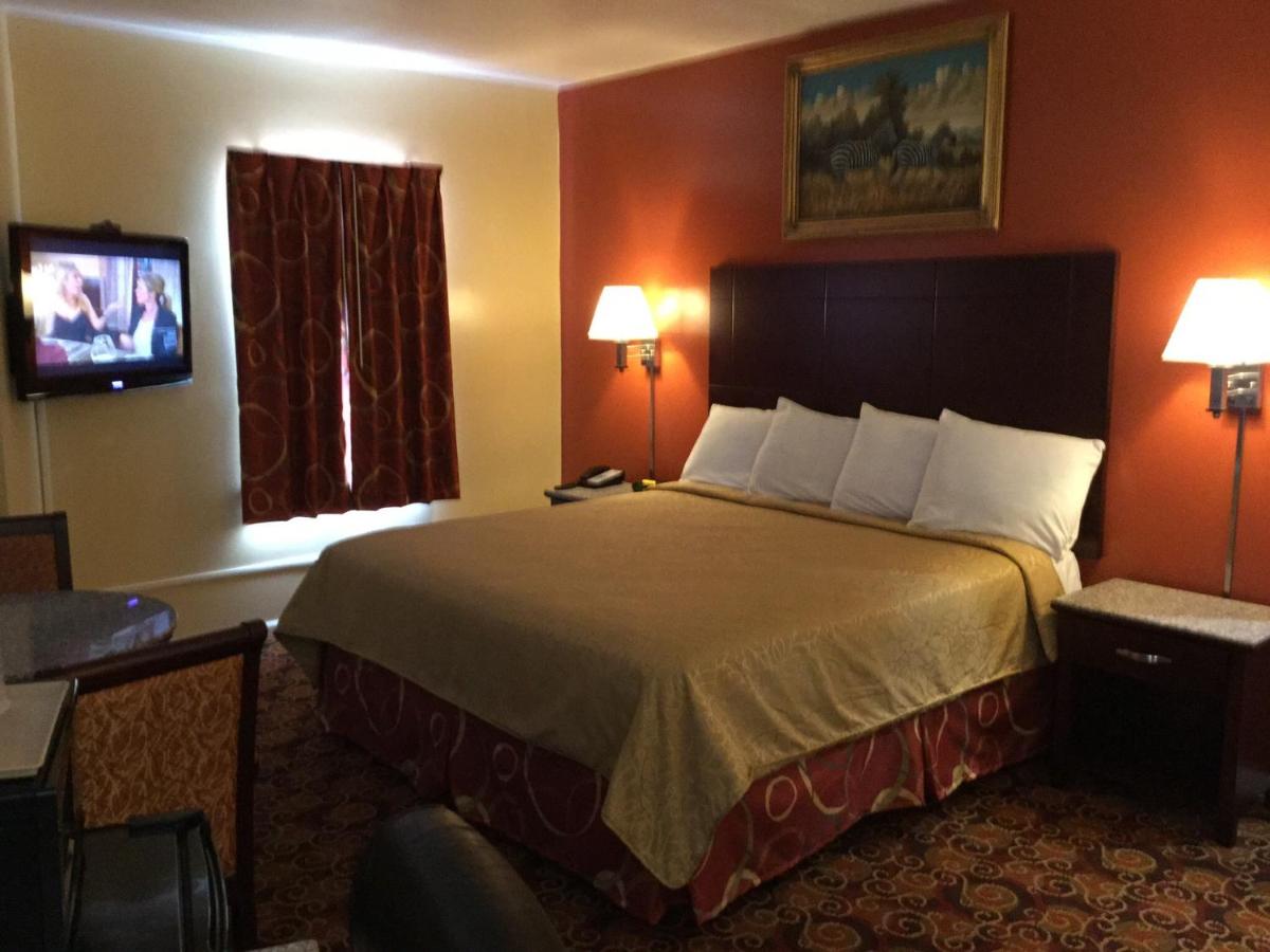 Red Carpet Inn-Bridgeton/Vineland - Housity