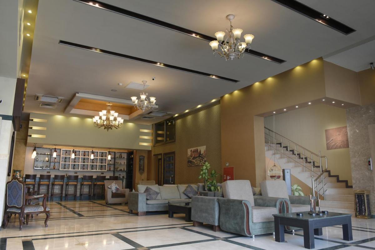Suitetrails - Asenappar Hotel