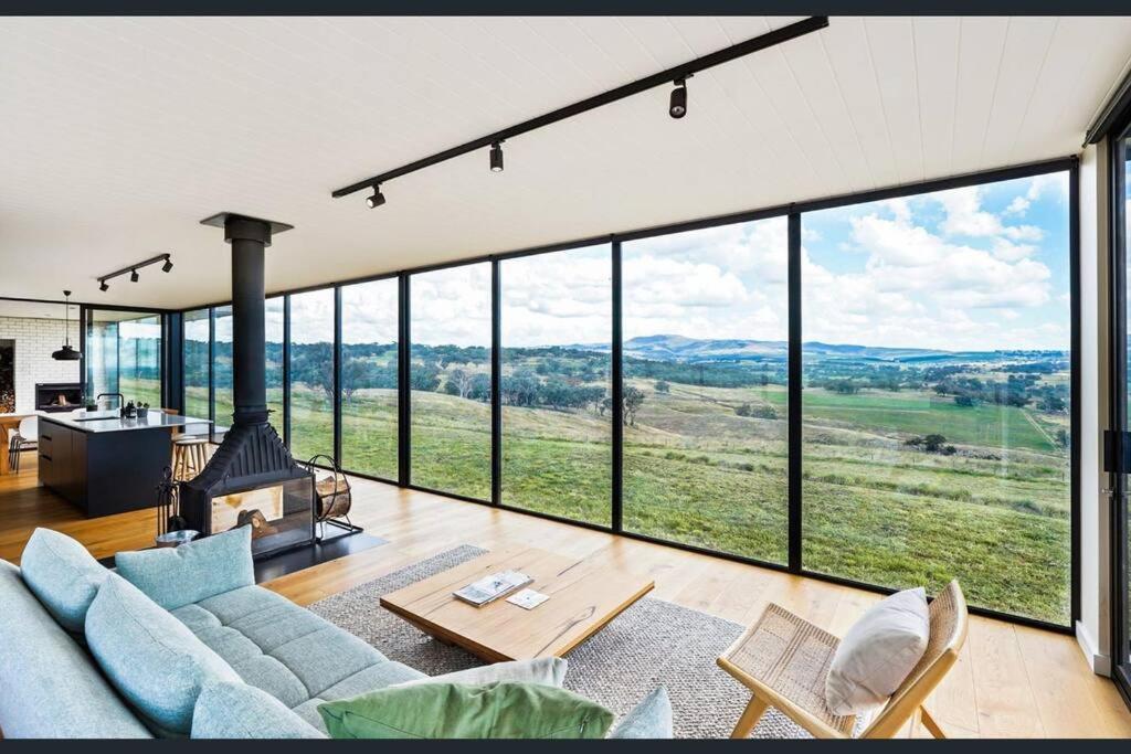 Spectacular Kangaroobie Cabin - Housity