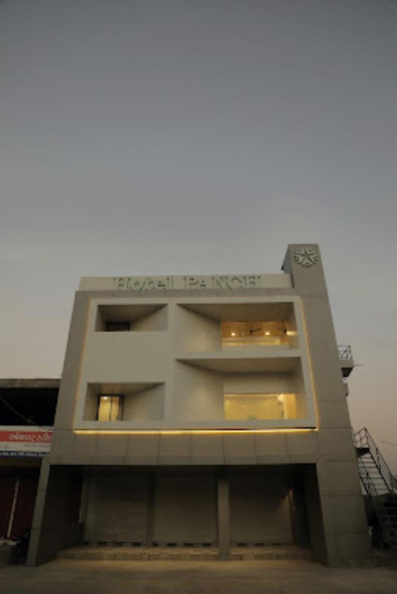 HOTEL PANCH , Kalol - Housity