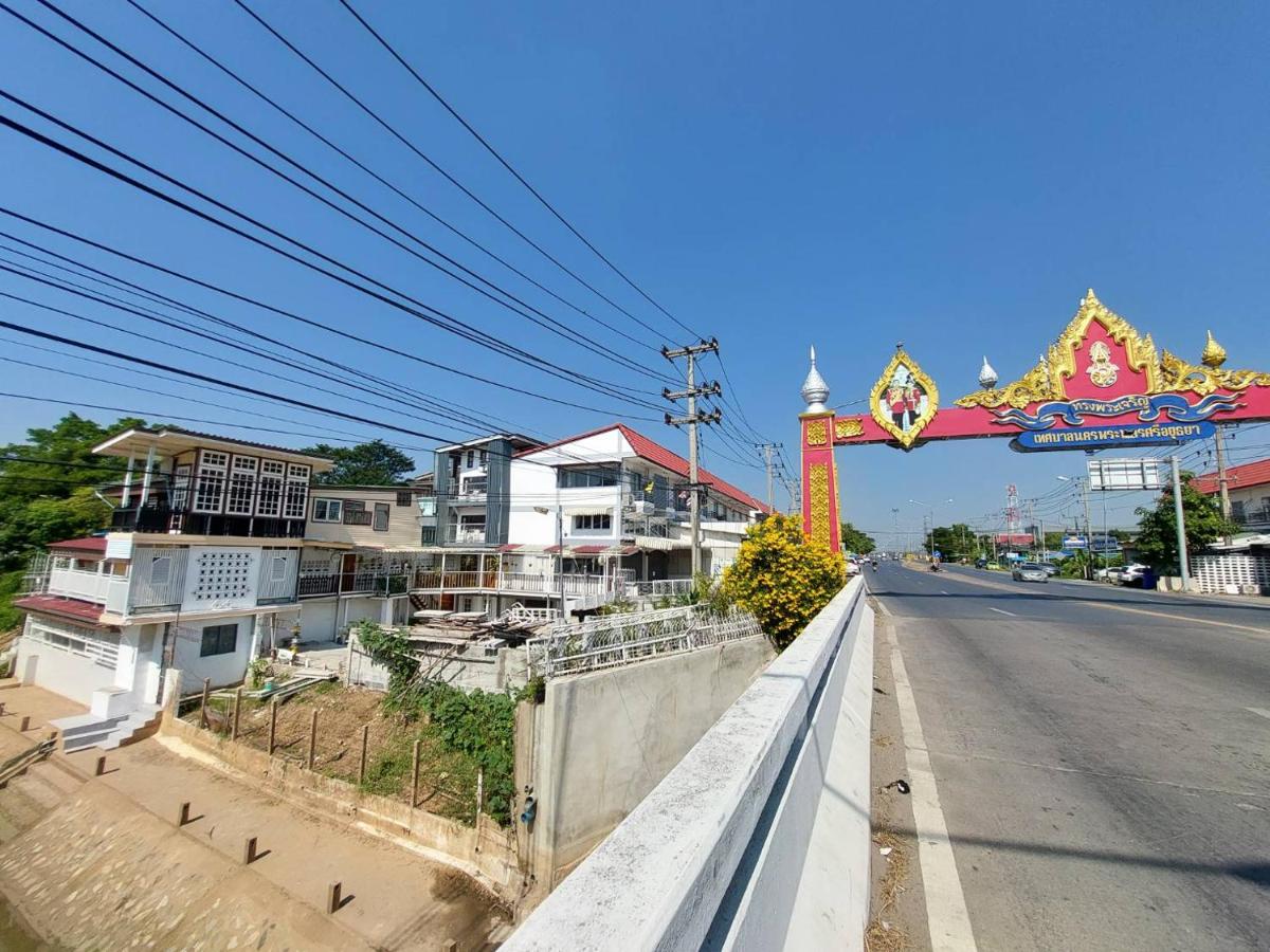 Suitetrails - Green Riverside Homestay
