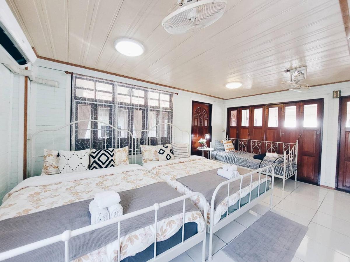 Green Riverside Homestay - Housity