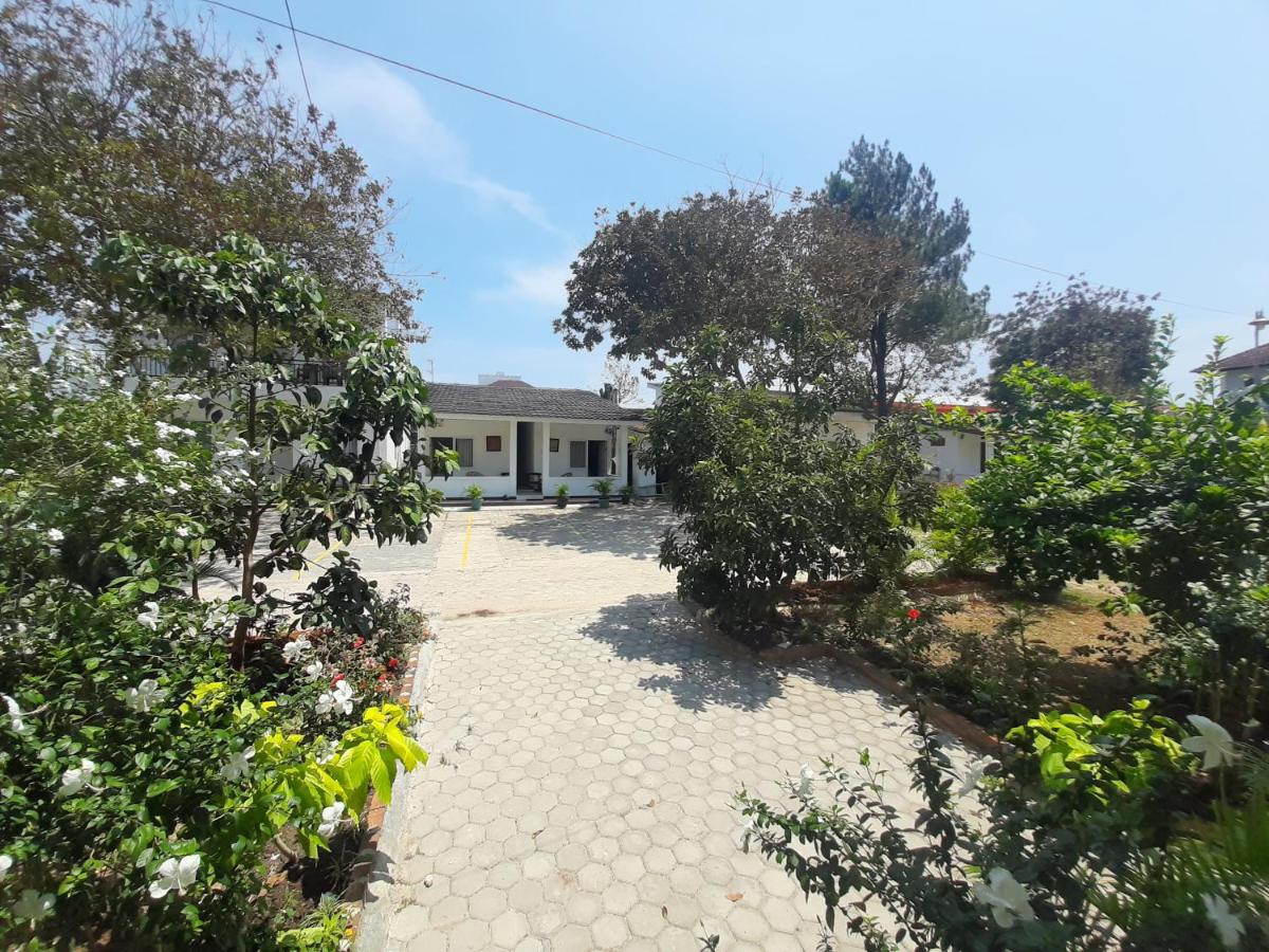 Puri Kesumayudha House - Housity