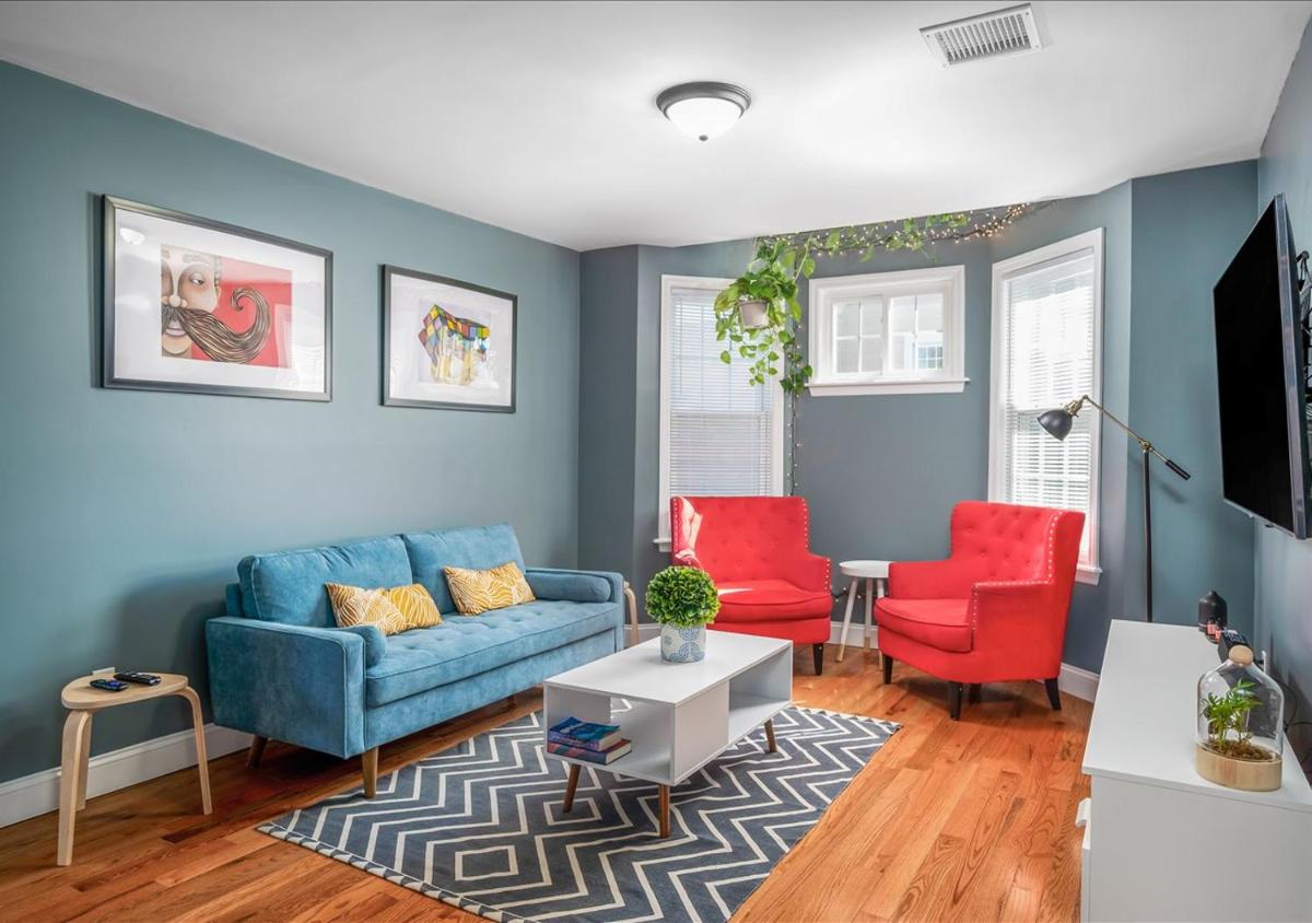 Colorful, Comfy & Modern - Close to NYC - Parking! - Housity