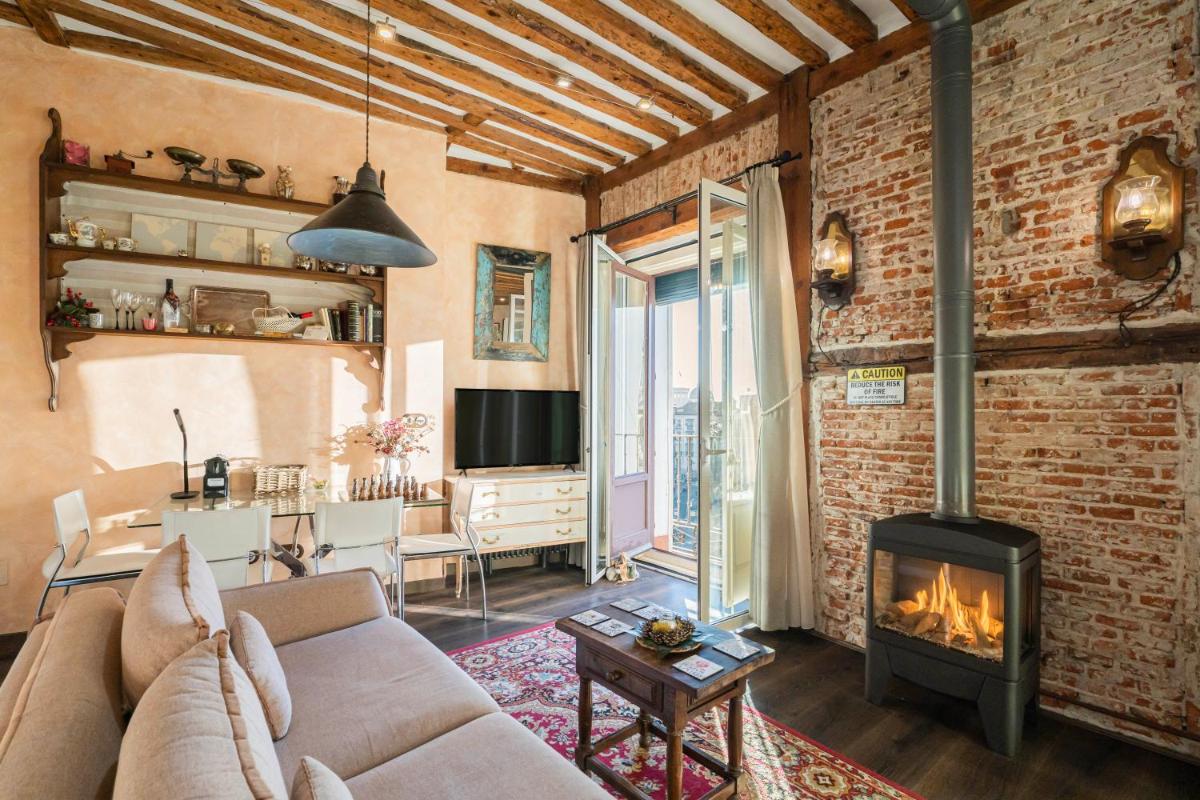 1851: Exceptional 19th century studio in Madrid - Housity