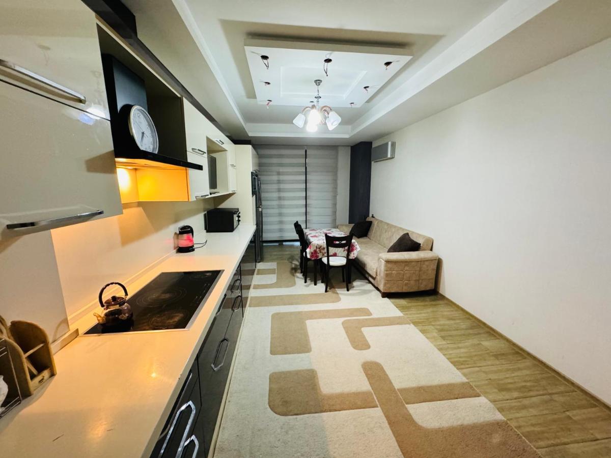 Azure Residence - Housity