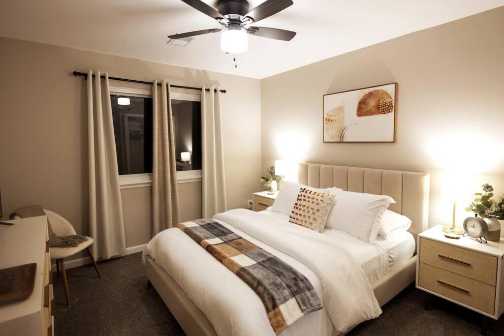 Spacious Oasis in Quiet Suburb - Housity