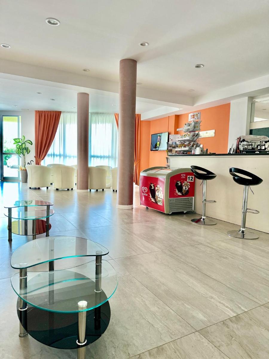 Hotel Bella Lazise - Housity