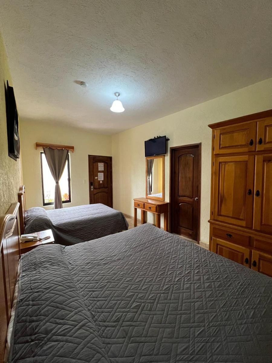 Hotel La Capilla Bernal - Housity