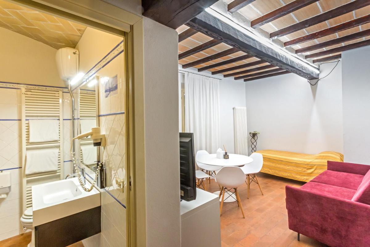 Locanda Del Feudo Suite & Restaurant - Housity