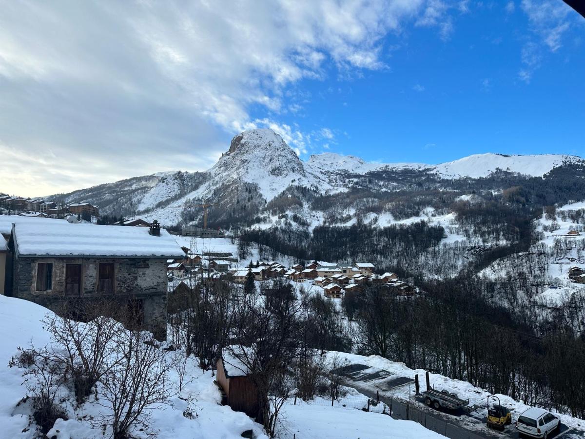 Chalet Rose - Housity