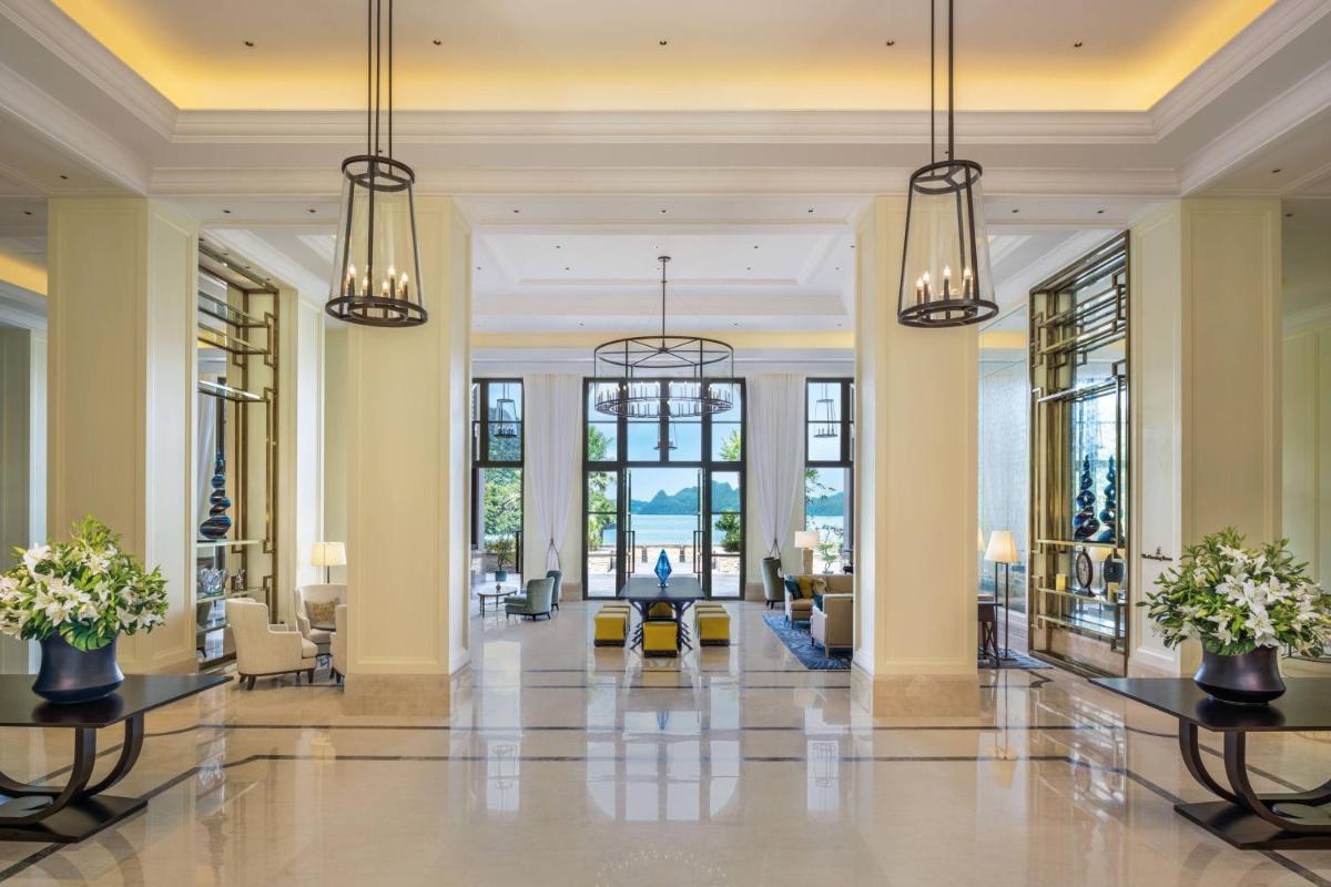 The St. Regis Langkawi - Housity
