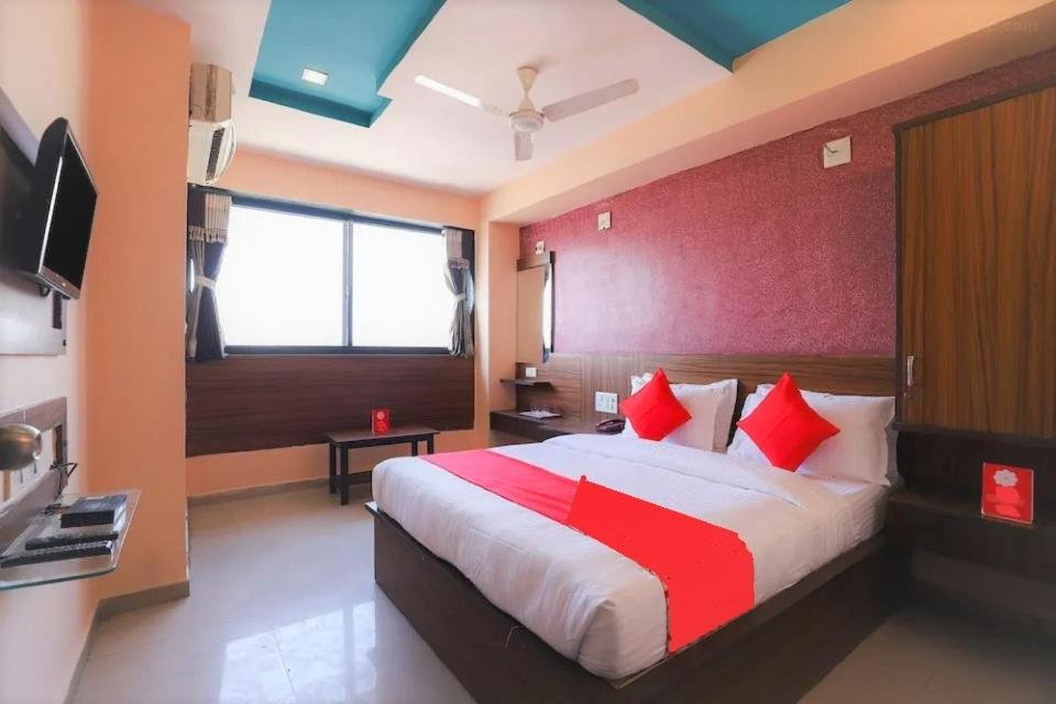 Hotel Anjani - Housity