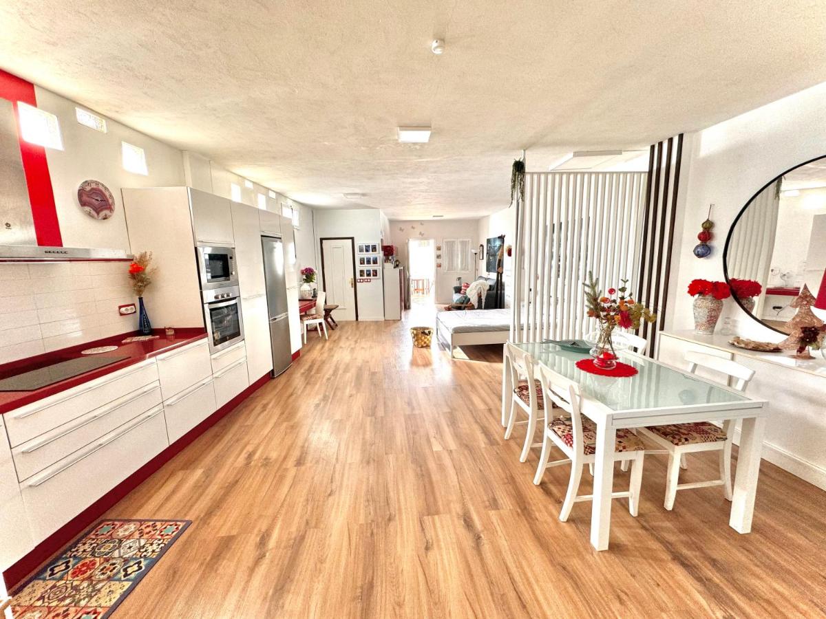 Black Sand Loft - Housity