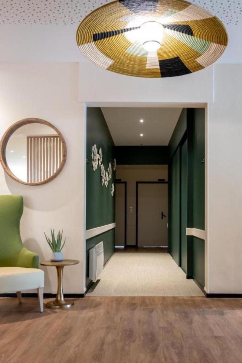Coin salon dans l'établissement Best Western Auray le Loch