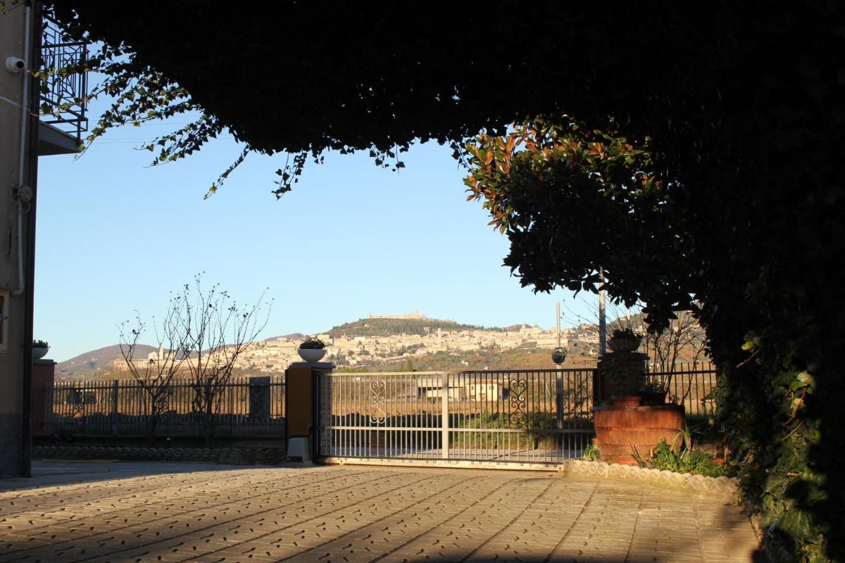 B&B Panorama d'Assisi - Housity