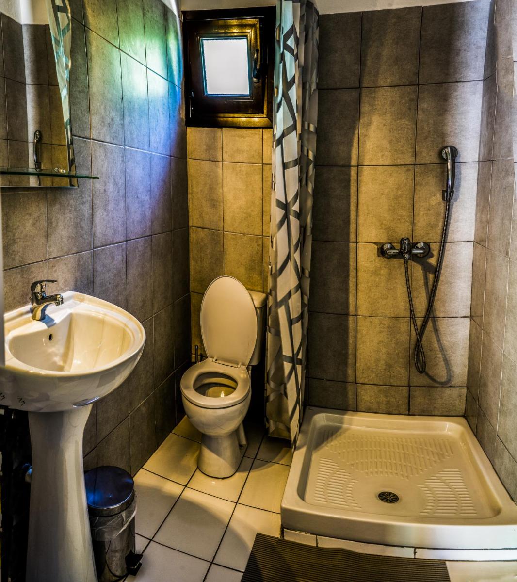 Porto Lagos Rooms - Housity