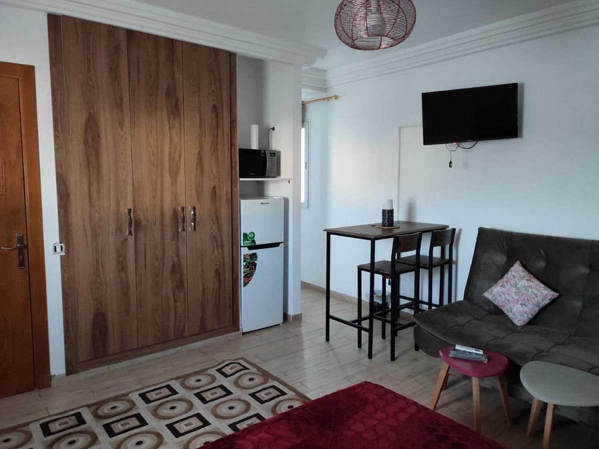 Modern Oasis - Rare stylish apartment - Housity