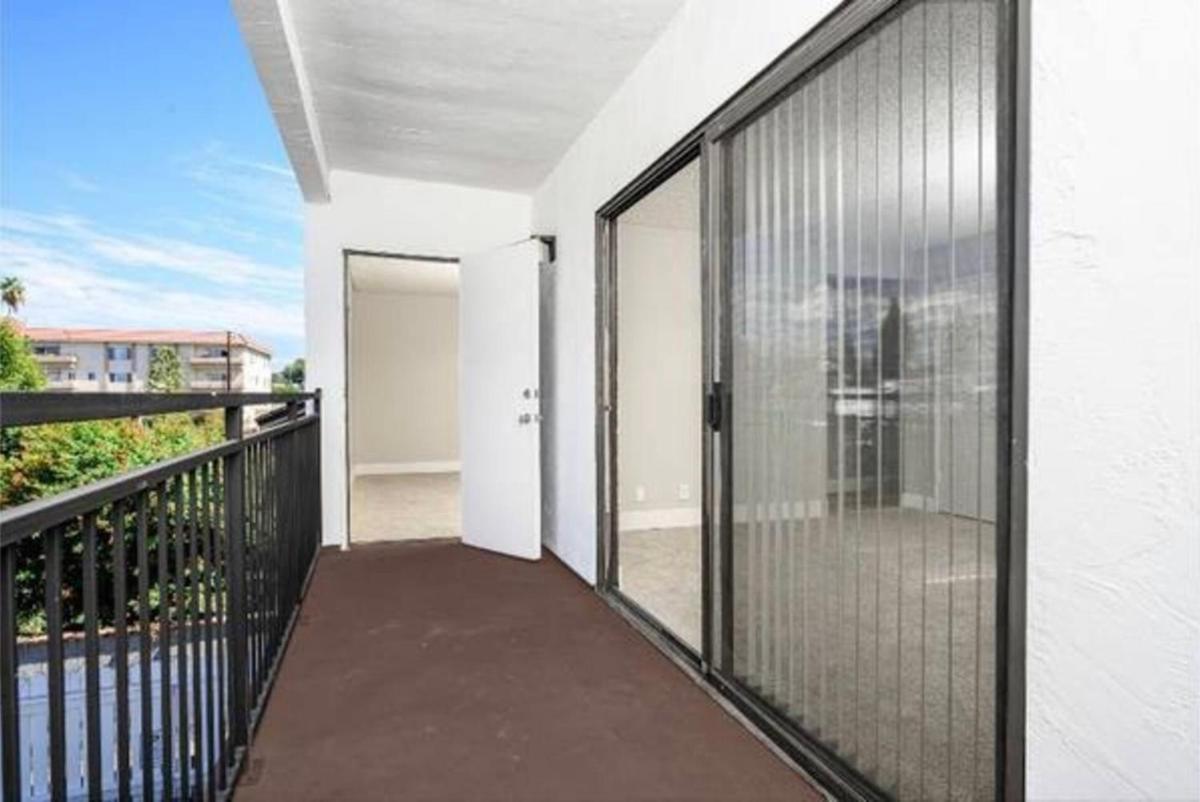 Perfect Location Entire Apartment - Housity