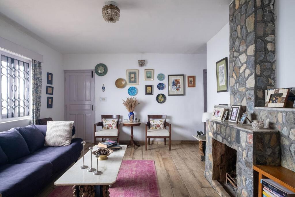 The White Peaks - Housity