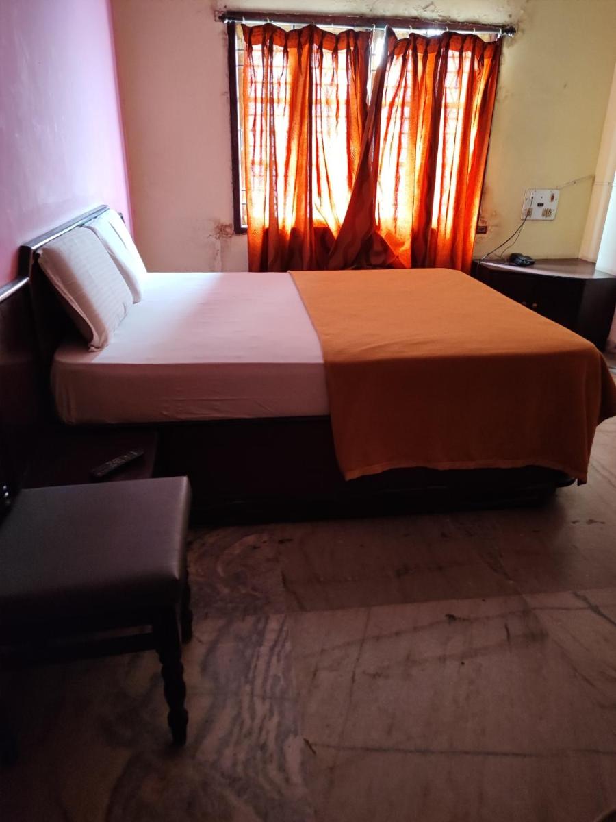 Navaratna International - Housity