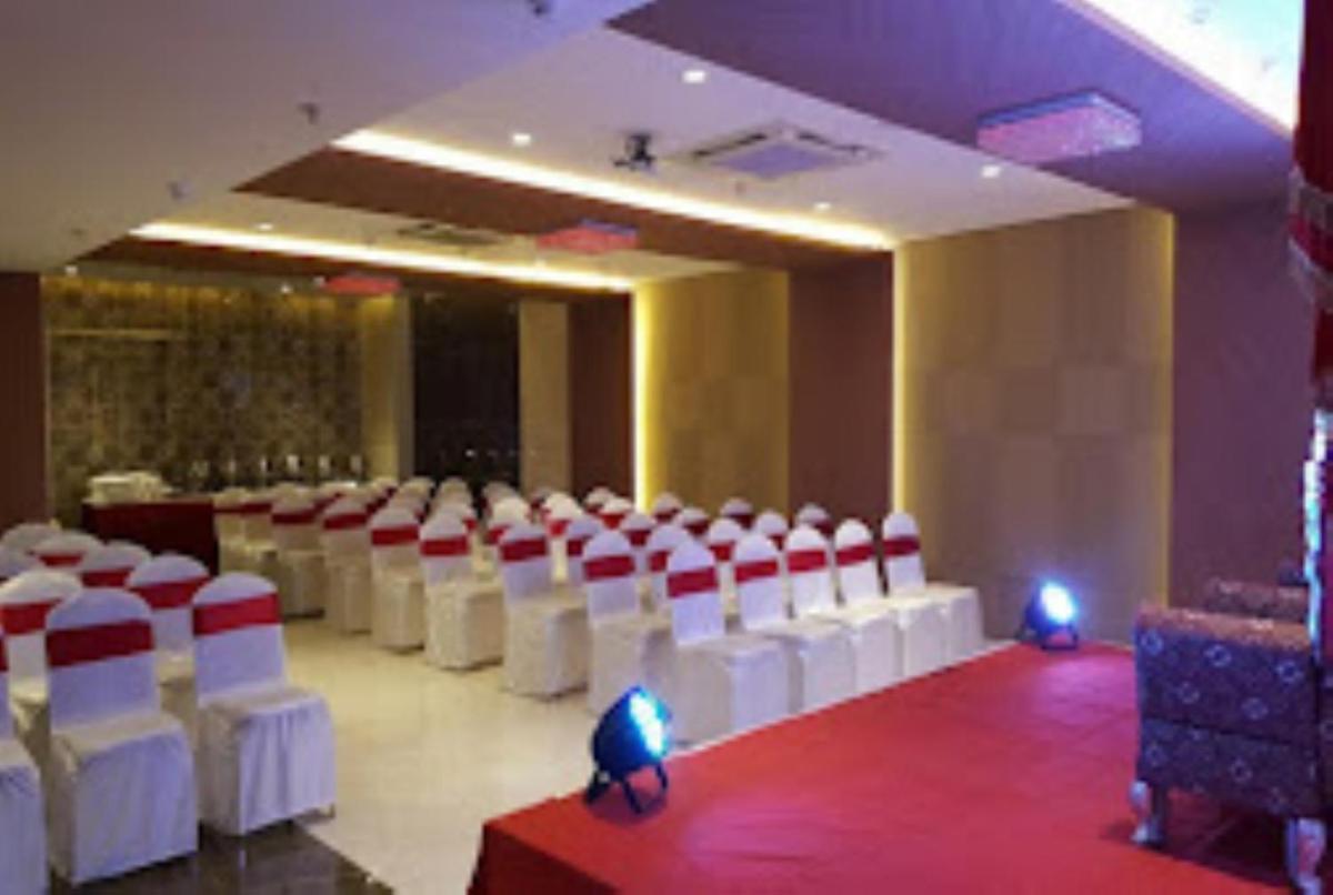 Suitetrails - Hotel Grand Mookambika , Navi Mumbai