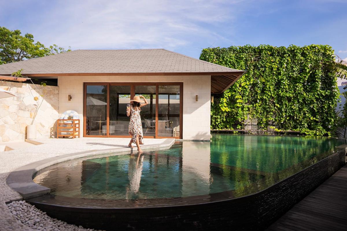 Poco Poco villas by Aayan - Housity