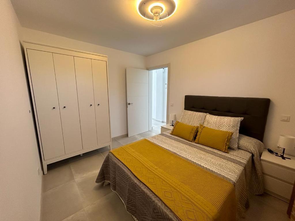 Blue Beach - Housity
