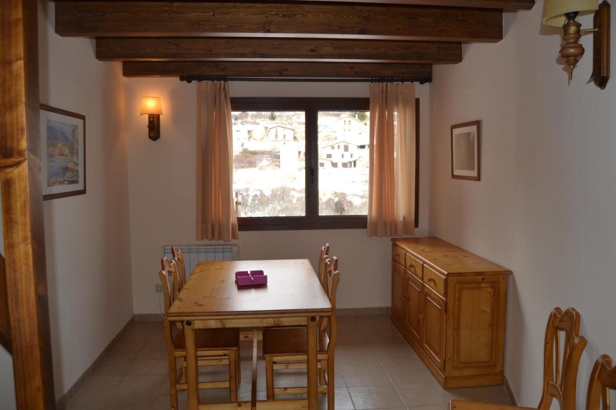 Hostal La Muntanya - Housity