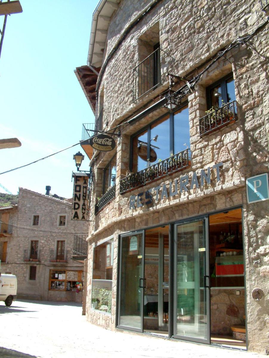 Hostal La Muntanya - Housity