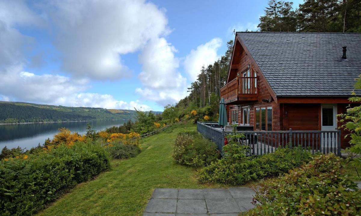 Lodges on Loch Ness - Housity