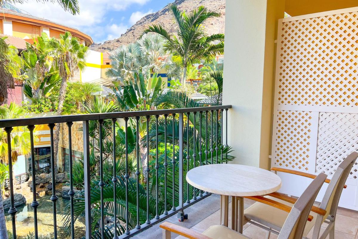 Un balcón o terraza de Hotel Cordial Mogán Playa