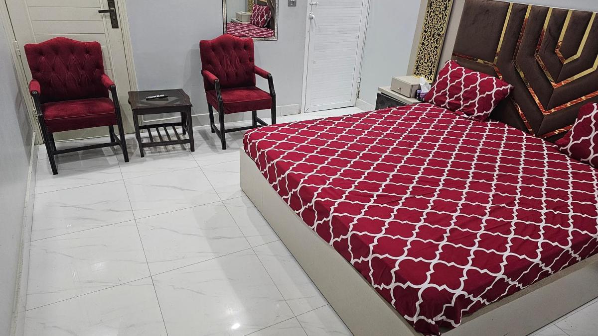 Rose Palace Hotel Karachi - Housity