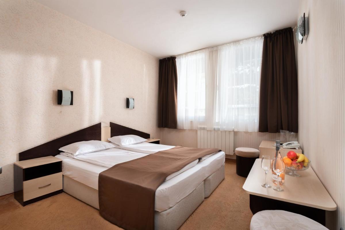 Balneocomplex Kamena - Housity