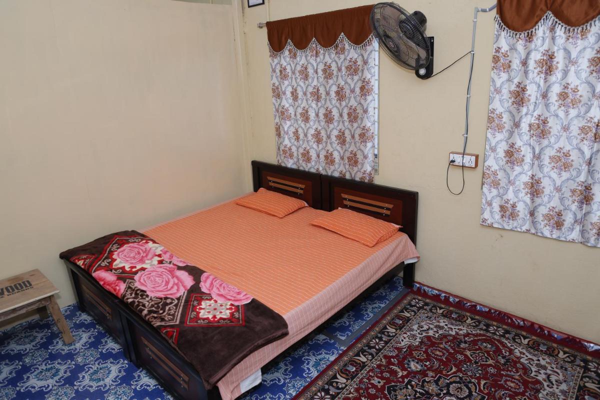 3 BHK Non-AC for 4 to 10 Guests for Families - Hizvo