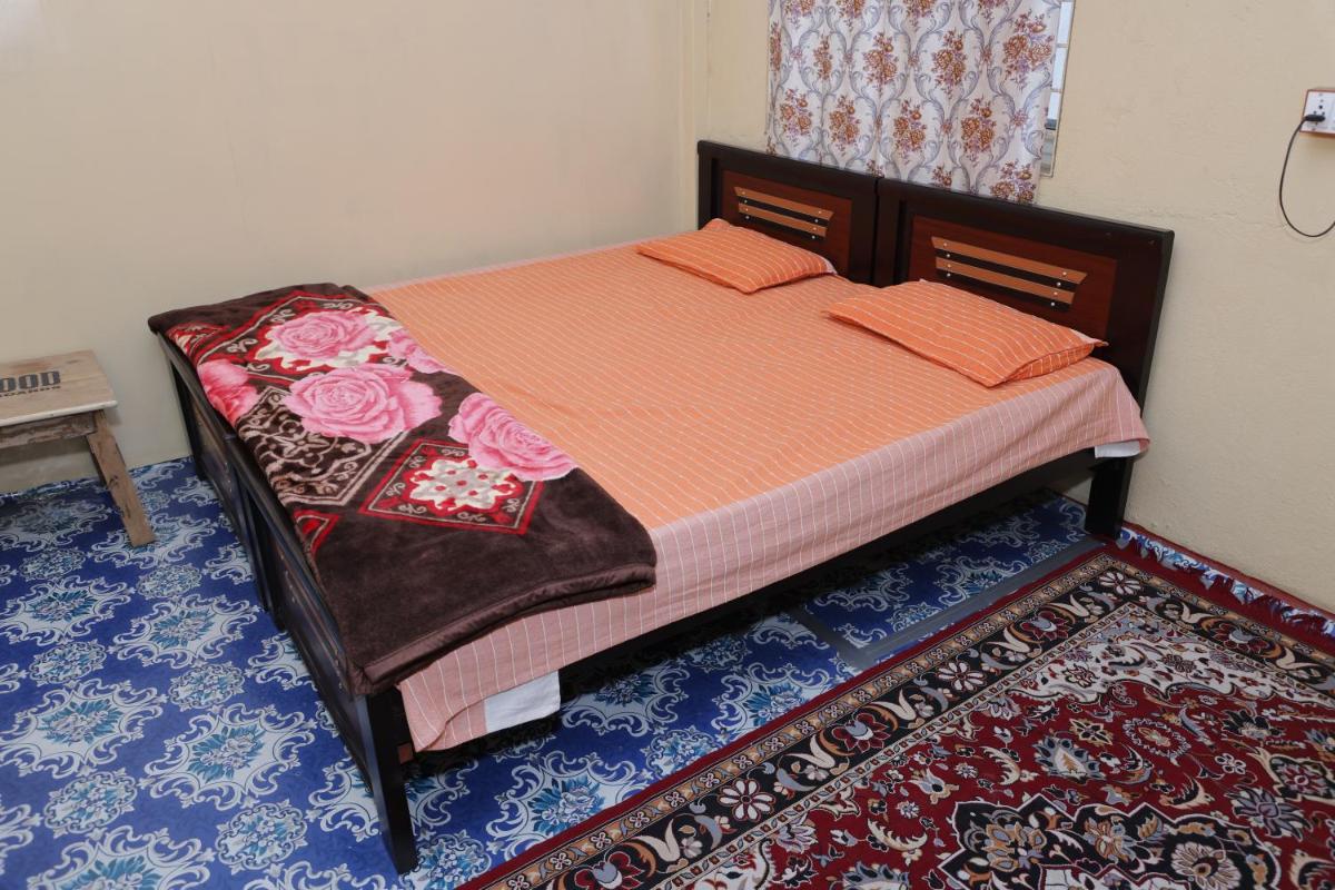 3 BHK Non-AC for 4 to 10 Guests for Families - Hizvo