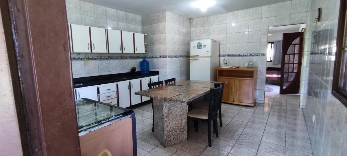 Suitetrails - Casa e quintal exclusivo Meu Xodó- rota da ferradura em Guarapari- Praia e montanha- até 4 pessoas