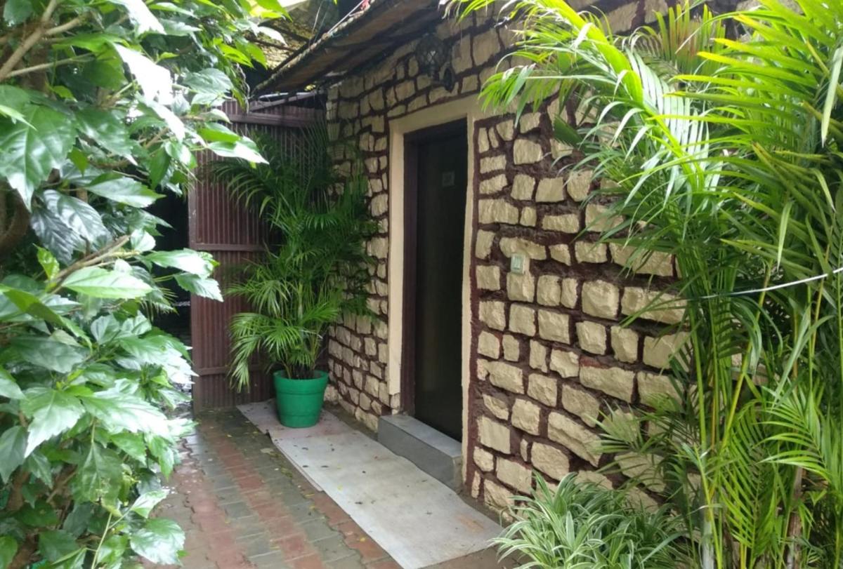 Hill 'N' You - A Boutique Garden Resort - Housity