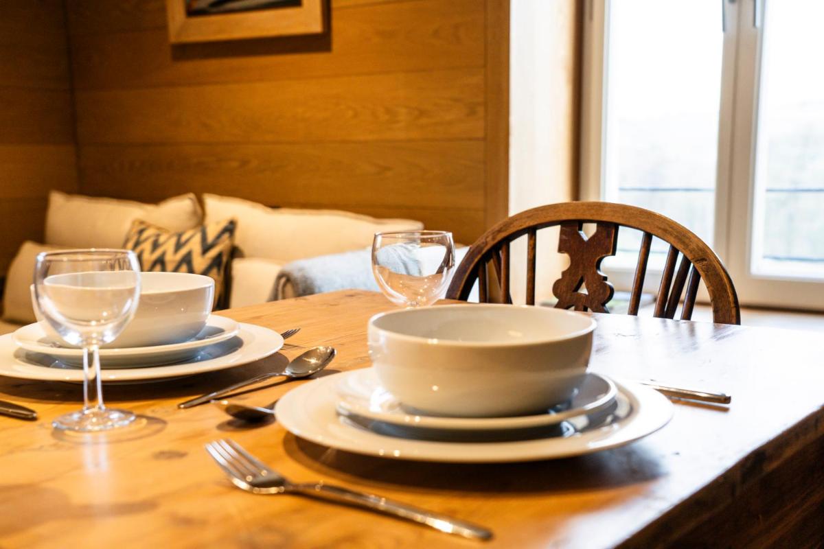 The Hayloft at Lower Hurst Farm - Housity