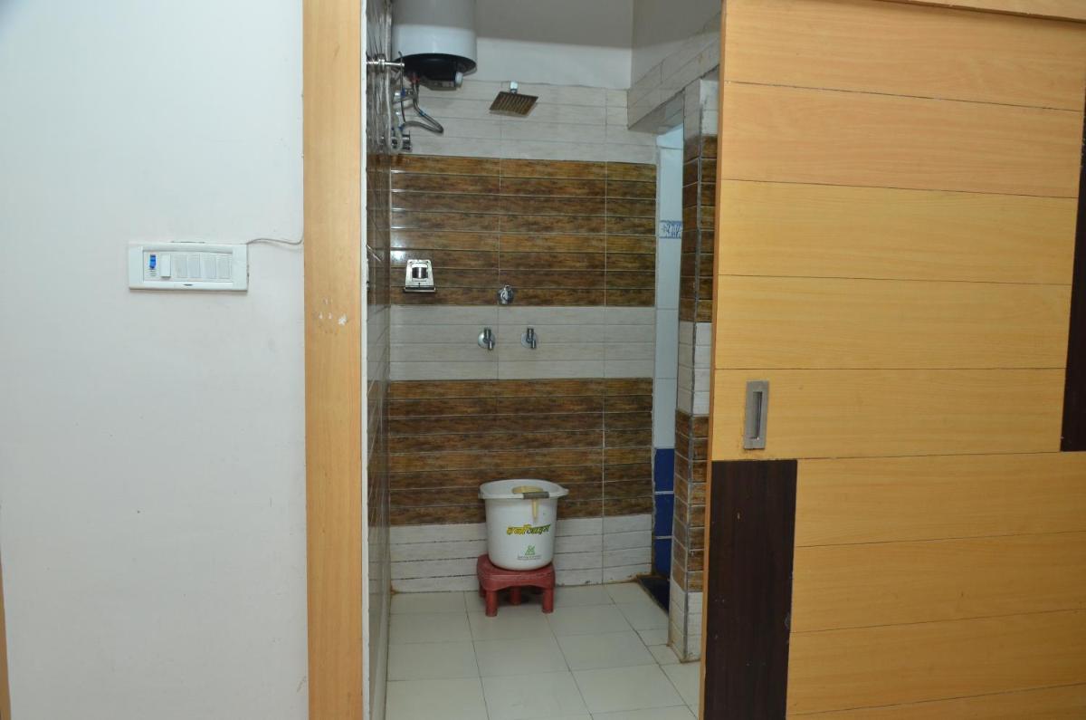 Hotal Balaji - Housity
