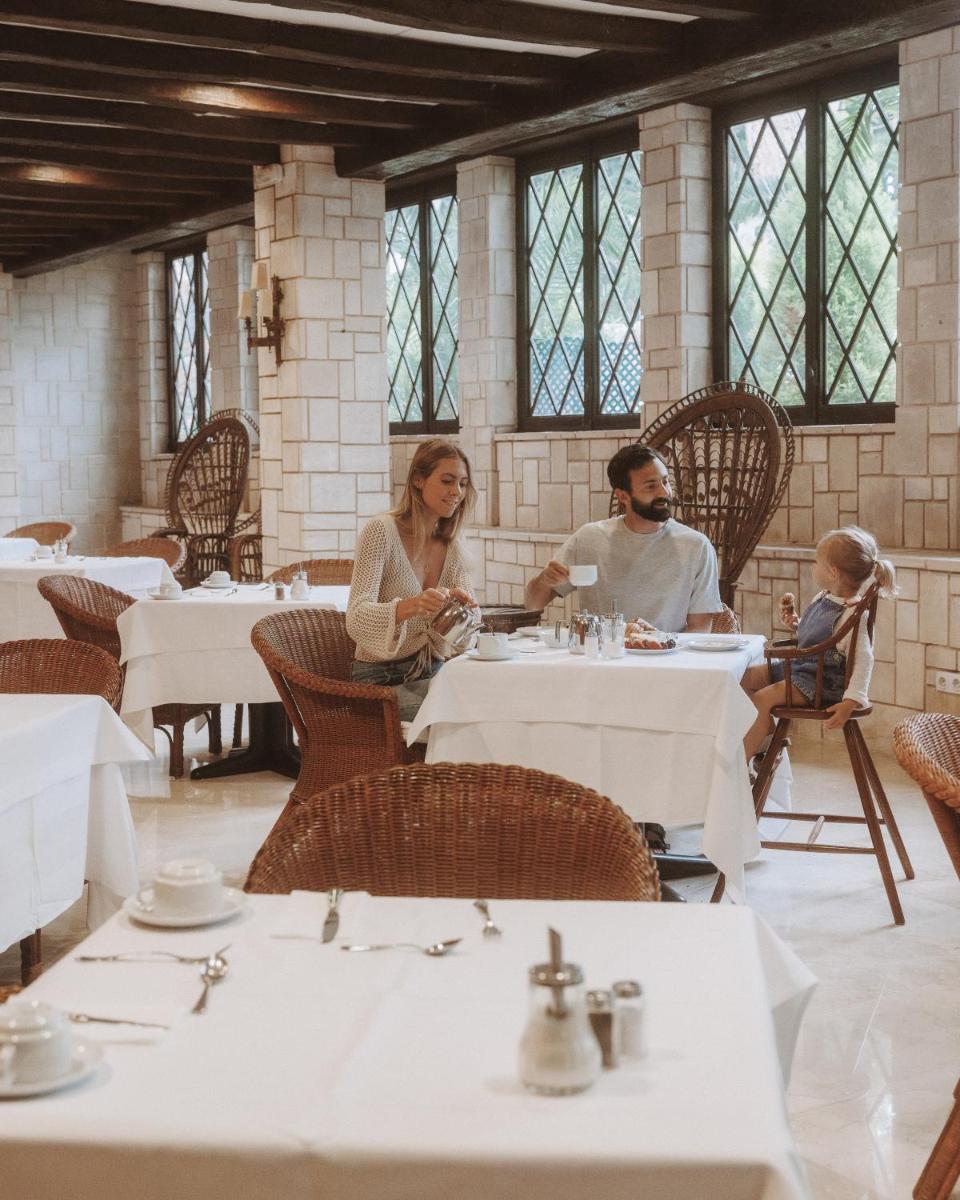 Clientes alojados en Hotel Bon Sol Resort & Spa