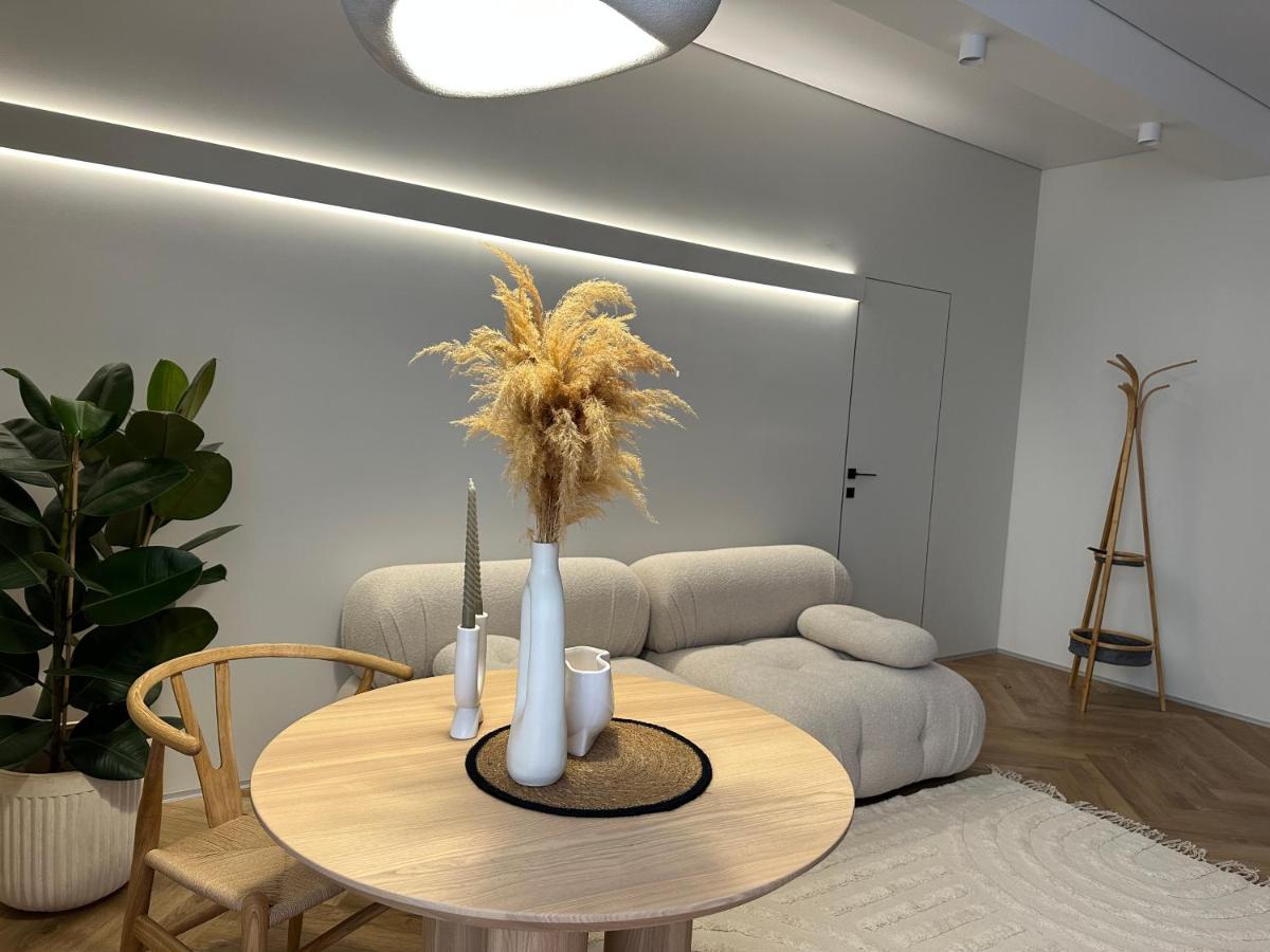 Other Apartments - Housity