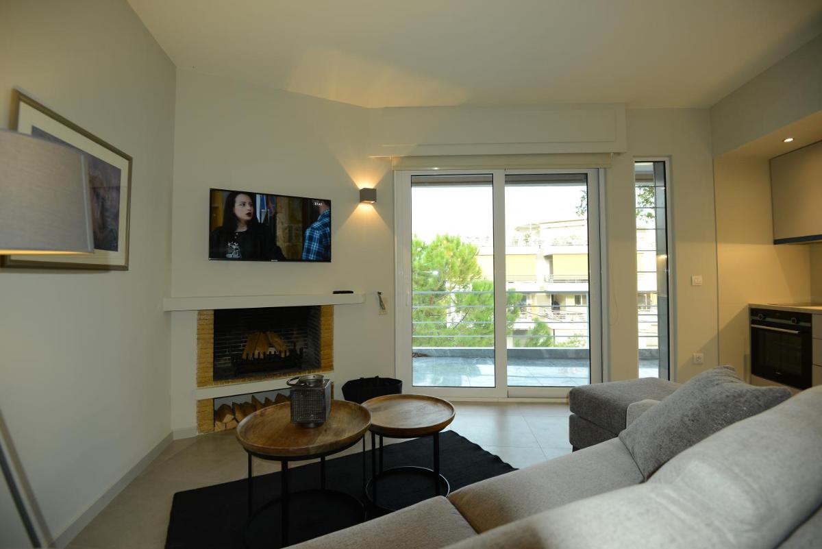 Fospitality Varkiza - Housity