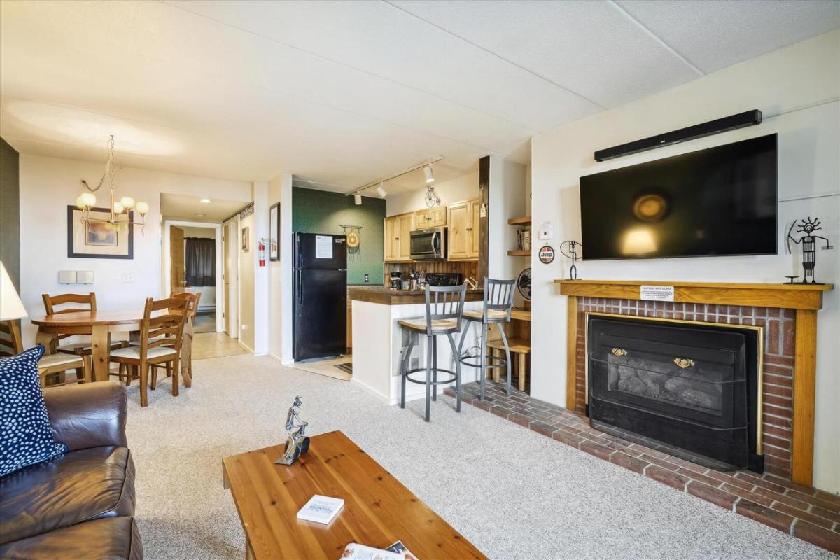 Pinnacle C12 - Housity