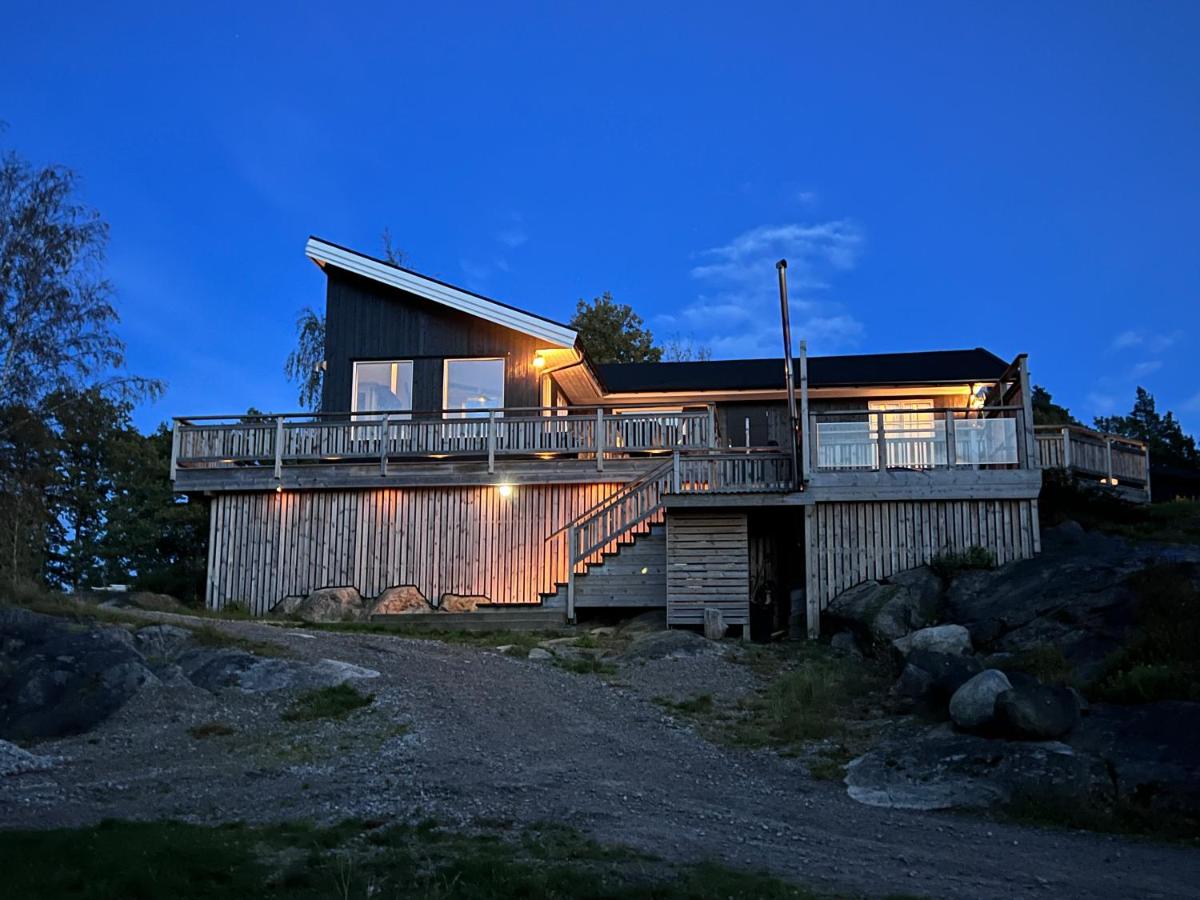 Suitetrails - Amazing house on rock with sea view