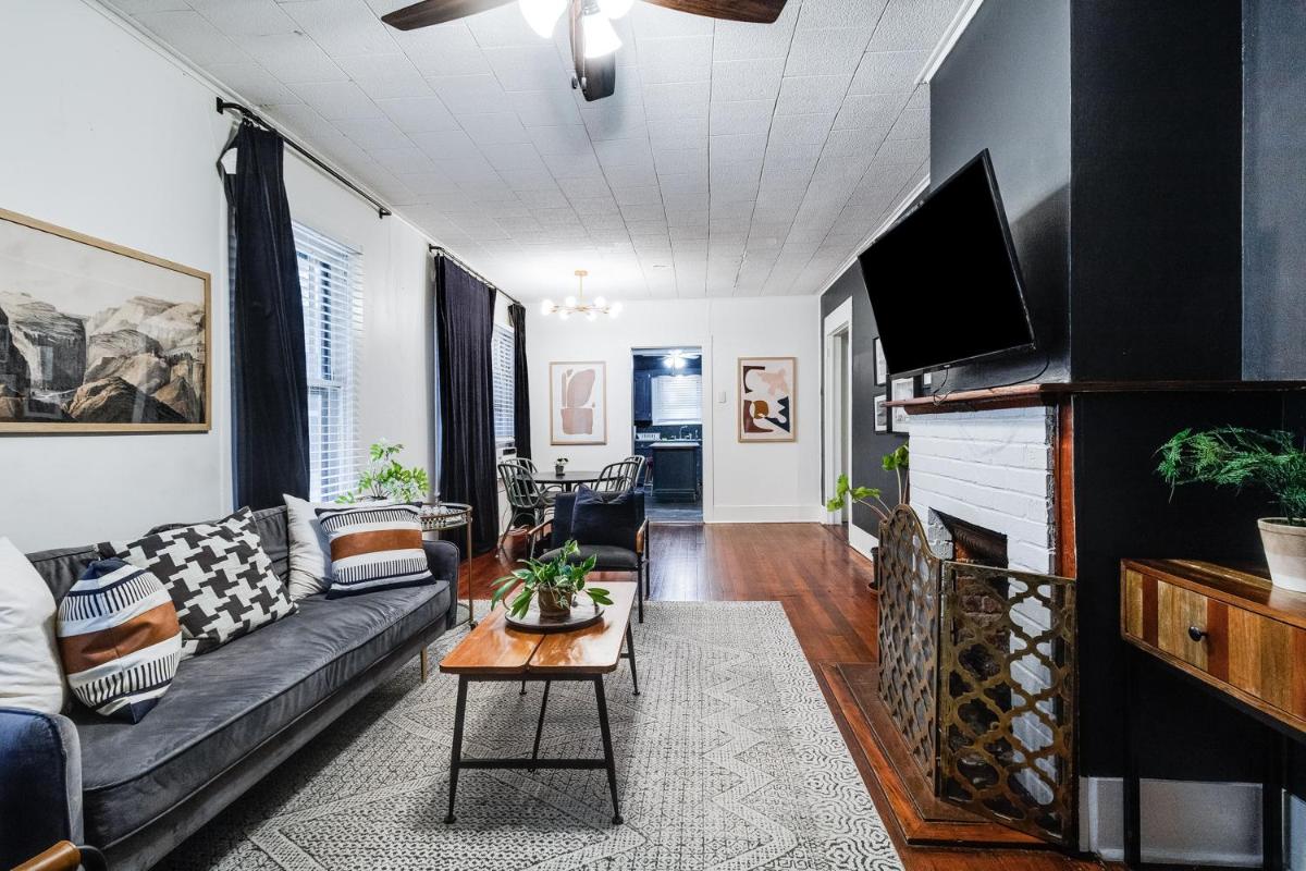 Spacious Private Room & Shared Comfort - Housity