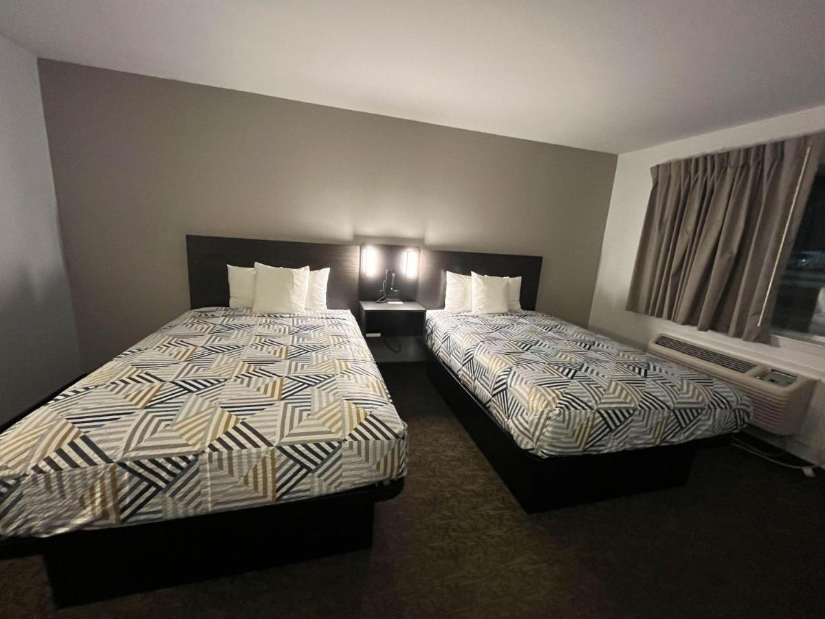 Motel 6 Junction, TX Llano River - Housity